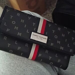 Tommy Hilfiger Black Wallet with Red and White Stripe